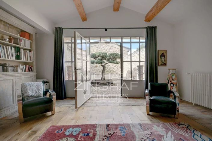 Image No.12-3 Bed House for sale