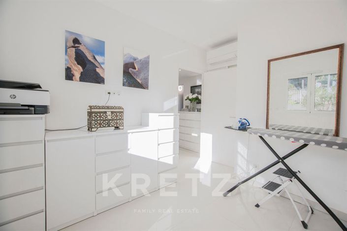 Image No.14-3 Bed Apartment for sale