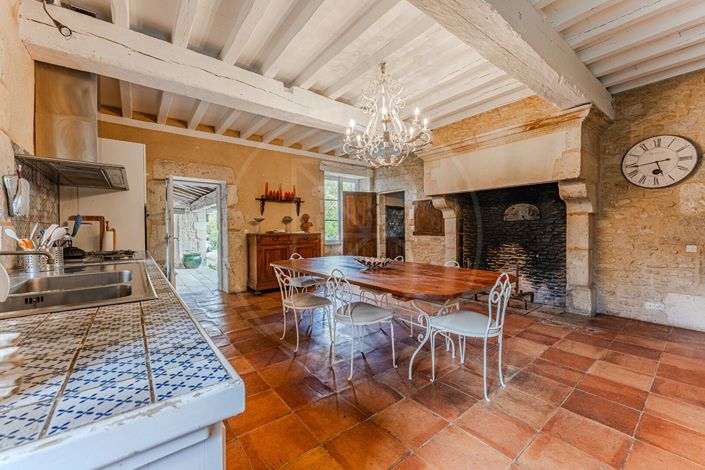 Image No.11-4 Bed House for sale