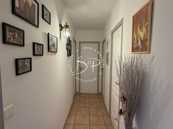 Image No.14-3 Bed House for sale