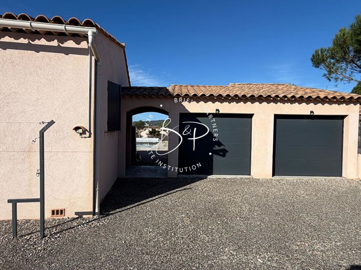 Image No.18-3 Bed House for sale