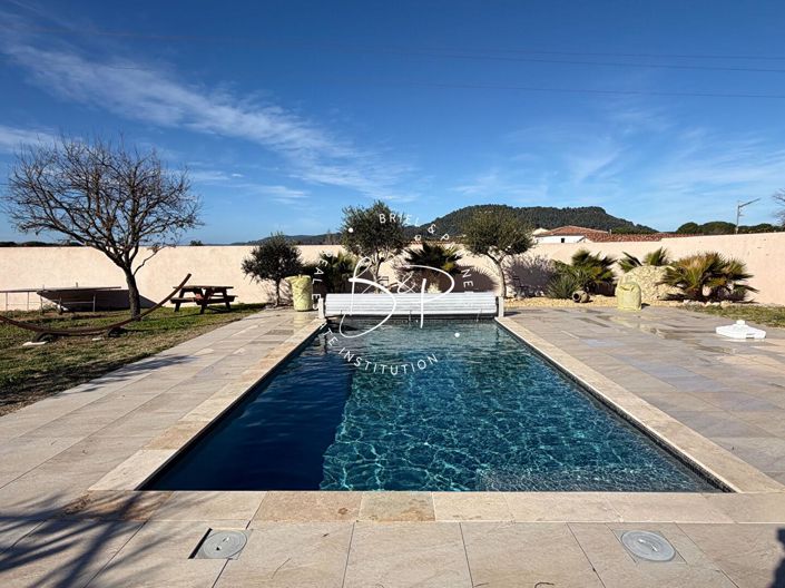 Image No.3-3 Bed House for sale