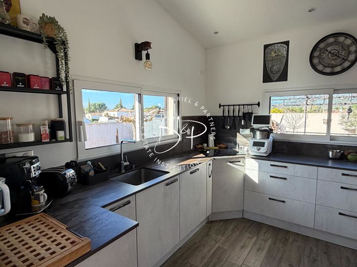 Image No.5-3 Bed House for sale