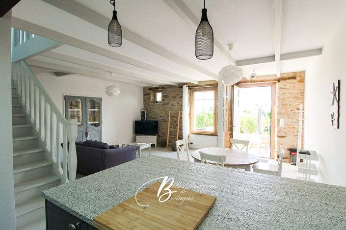 Image No.9-5 Bed House for sale