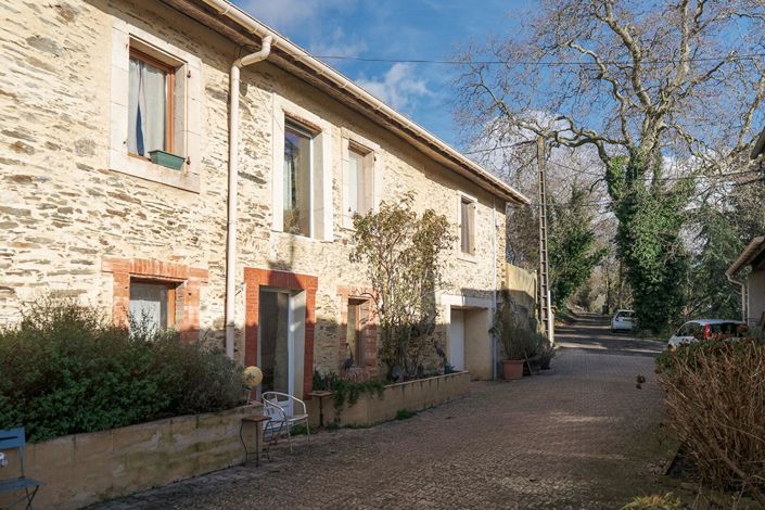 Image No.6-15 Bed House for sale