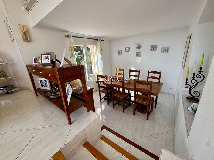 Image No.4-3 Bed House for sale