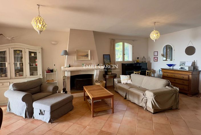 Image No.4-3 Bed House for sale