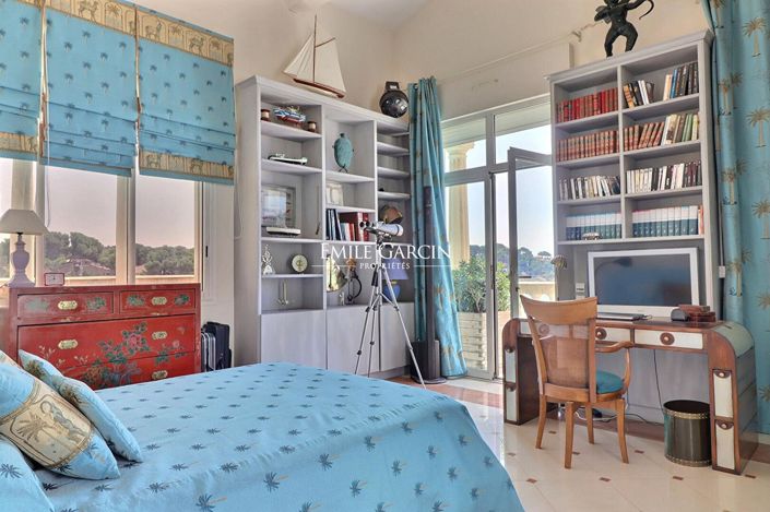 Image No.7-3 Bed Property for sale