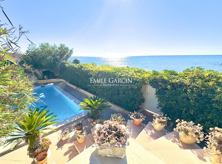 Image No.11-3 Bed Property for sale