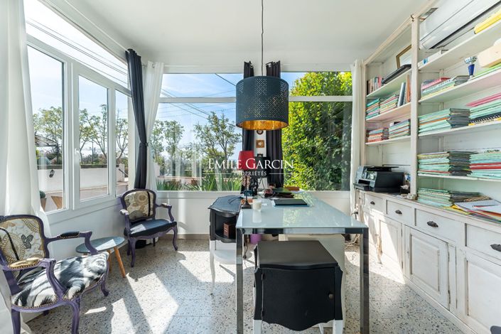 Image No.7-5 Bed House for sale