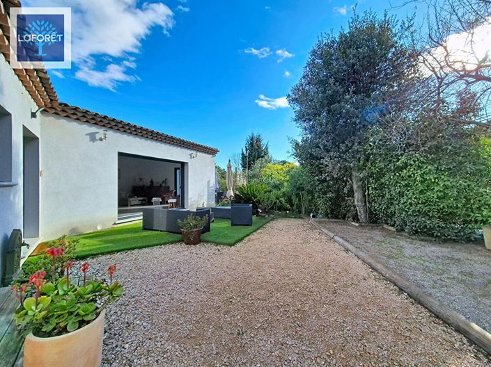 Image No.13-5 Bed House for sale