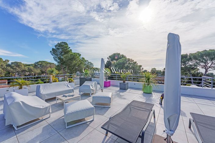 Image No.14-3 Bed Apartment for sale