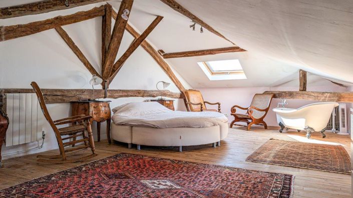 Image No.16-10 Bed House for sale