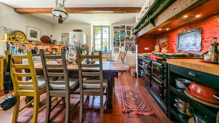 Image No.10-5 Bed House for sale