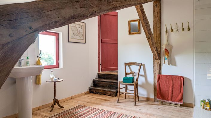 Image No.21-5 Bed House for sale