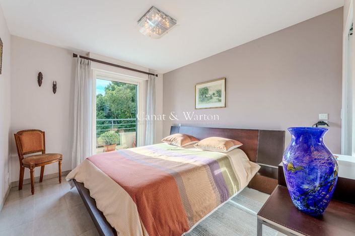 Image No.6-3 Bed Apartment for sale