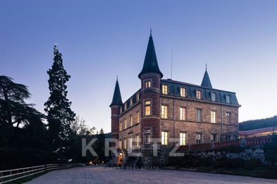 1 - Marols, Property