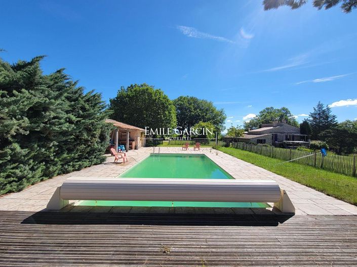 Image No.5-12 Bed House for sale