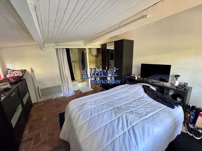 Image No.16-3 Bed House for sale