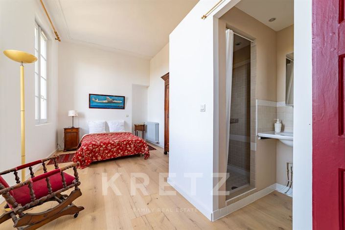 Image No.13-11 Bed House for sale