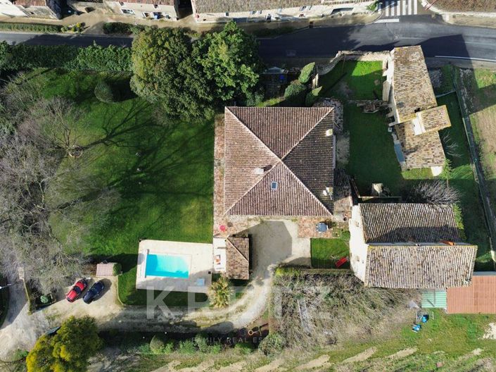 Image No.20-11 Bed House for sale