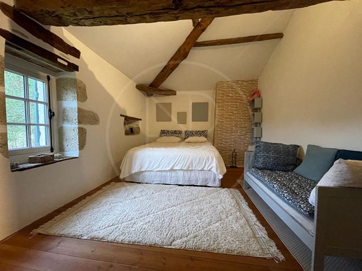 Image No.11-9 Bed House for sale