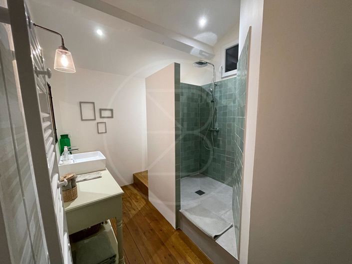 Image No.13-9 Bed House for sale