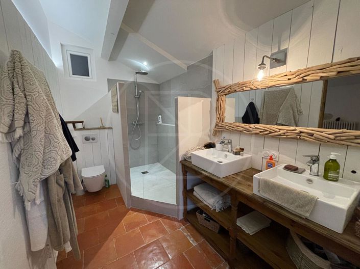 Image No.15-9 Bed House for sale