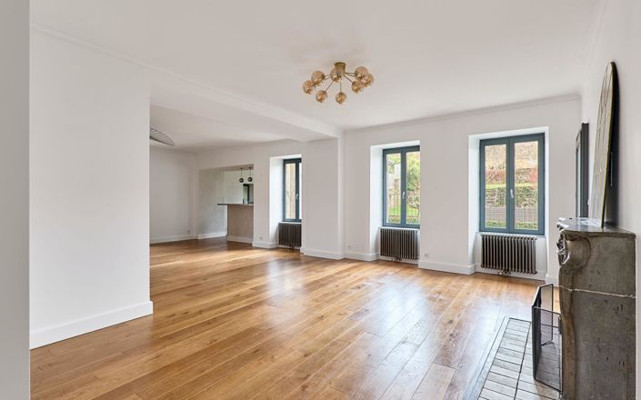 Image No.3-Maison de 4 chambres à vendre à Franche-Comté