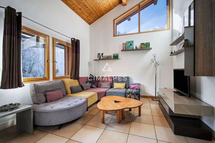 Image No.2-7 Bed Property for sale