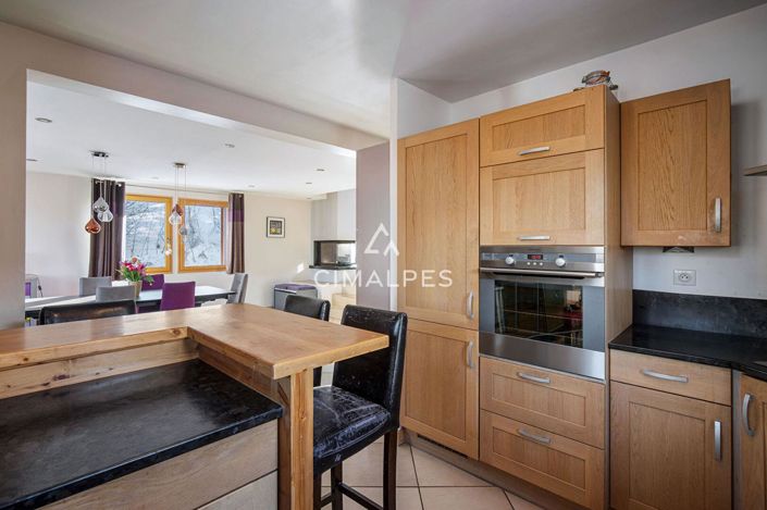 Image No.5-7 Bed Property for sale