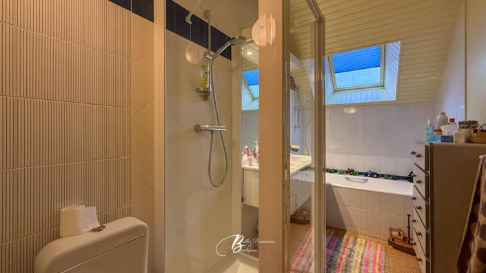 Image No.20-5 Bed House for sale