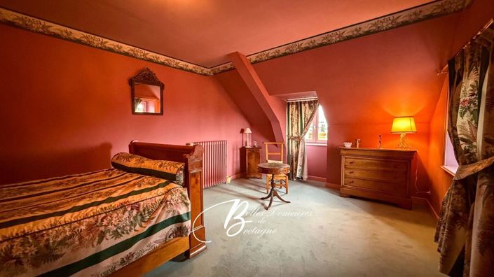 Image No.17-9 Bed House for sale