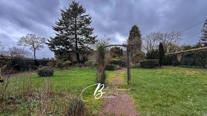 Image No.19-9 Bed House for sale