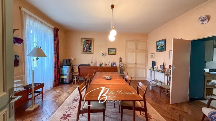 Image No.4-9 Bed House for sale