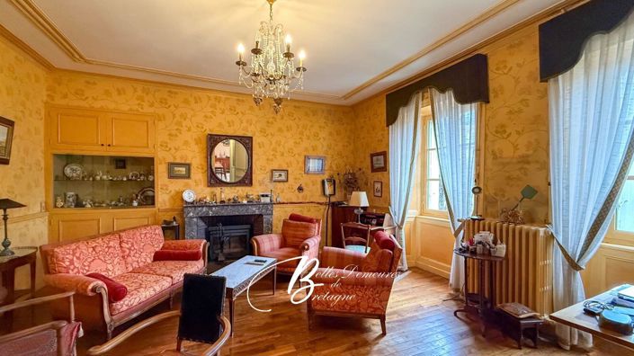 Image No.6-9 Bed House for sale