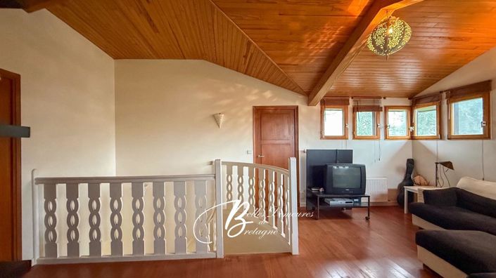 Image No.15-5 Bed House for sale