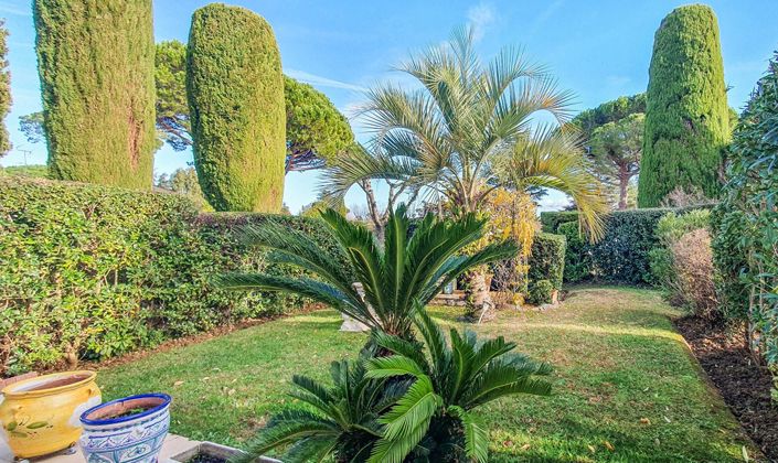 Image No.8-3 Bed Apartment for sale