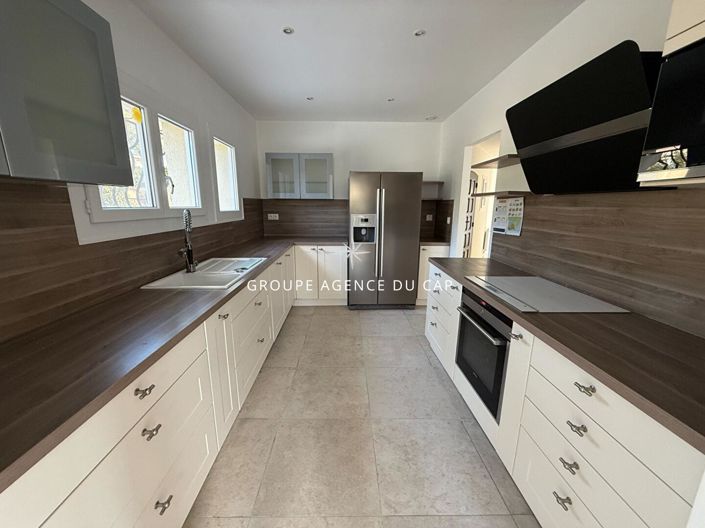 Image No.3-Maison de 3 chambres à vendre à Saint-Raphael