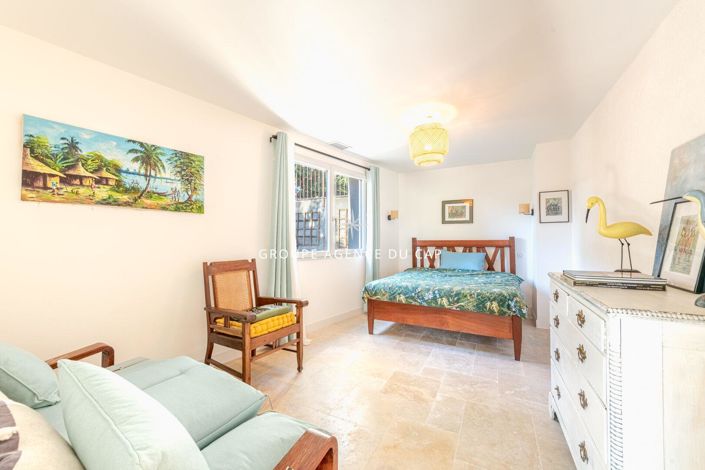 Image No.14-5 Bed House for sale