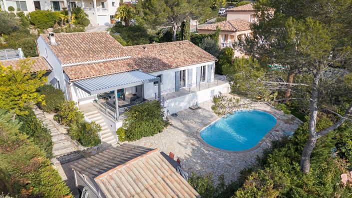 Image No.8-4 Bed House for sale