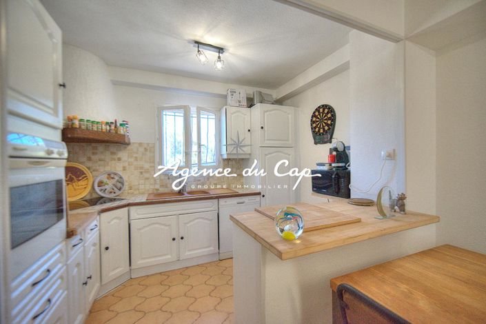 Image No.5-Maison de 4 chambres à vendre à Fréjus