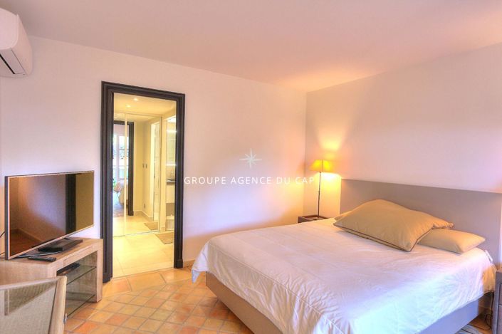 Image No.14-Propriété de 4 chambres à vendre à Saint-Raphael