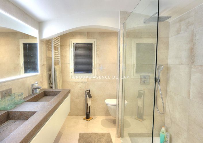 Image No.15-Propriété de 4 chambres à vendre à Saint-Raphael