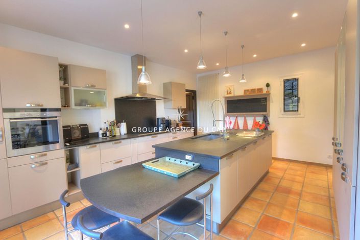 Image No.8-Propriété de 4 chambres à vendre à Saint-Raphael