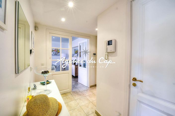 Image No.11-Appartement de 1 chambre à vendre à Saint-Raphael