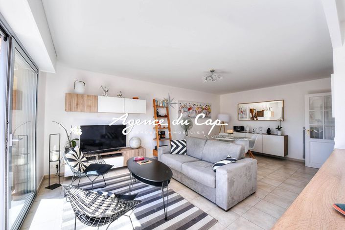 Image No.2-Appartement de 1 chambre à vendre à Saint-Raphael