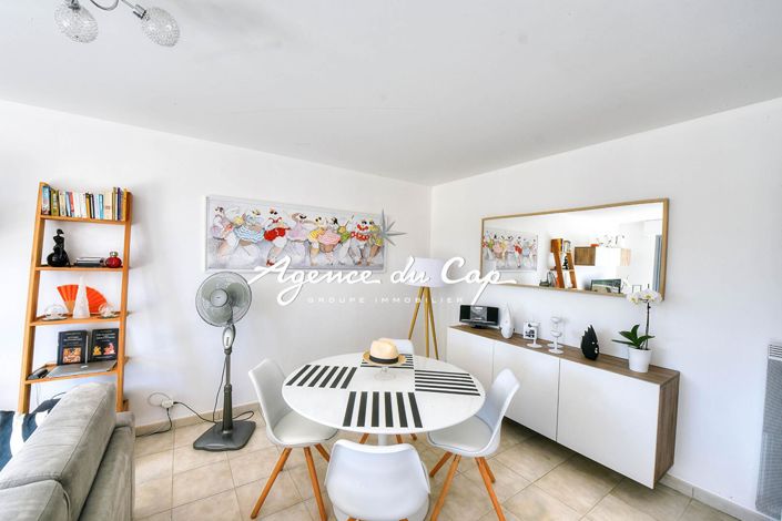 Image No.5-Appartement de 1 chambre à vendre à Saint-Raphael