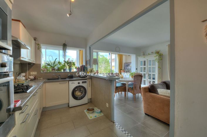 Image No.6-Appartement de 2 chambres à vendre à Saint-Raphael