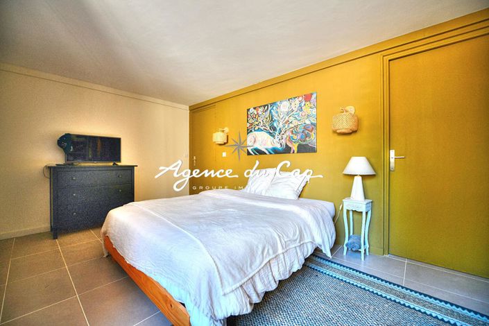 Image No.11-4 Bed House for sale